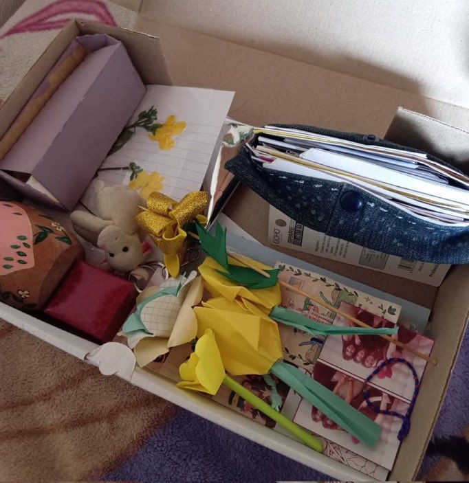 la caja de los recuerdos de las chicas