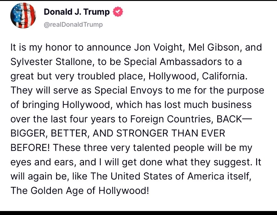 AptoziJay's tweet photo. I am not from the States but I had no idea the White House had an embassy in Hollywood. https://t.co/JYdaUhkTKu