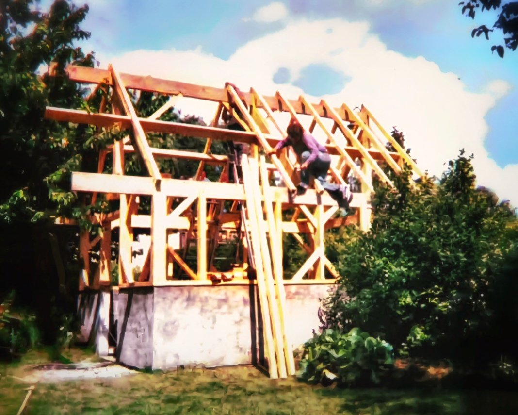 JMB_Construc's tweet photo. Construction d'une dépendance de 20m² à Saint-Prix. Février 2009. 

#JMBConstruction #bâtiment #maçonnerie #toiture  #construction #saintprix #saintprixvaldoise https://t.co/d7Xjzf3J7m