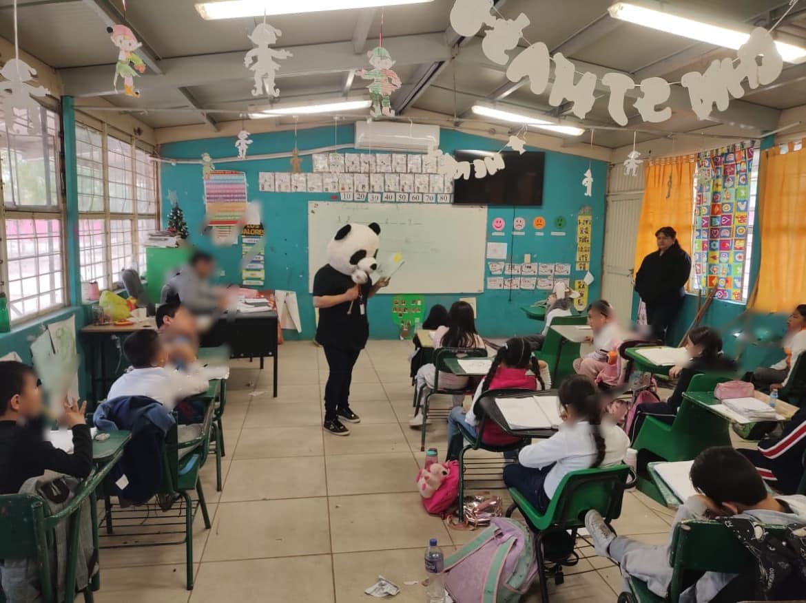 UNavojoa's tweet photo. -Actividad preventiva : “Cuenta cuentos” trabajando las emociones, salud mental y adiciones en la familia.
Con Niñas y niños de la primaria “Felipe Carrillo “  1ro, 2do y 3ro
-Col. La unión Huatabampo. https://t.co/xBwrNkNkGW
