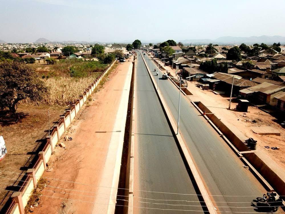 myfctagov's tweet photo. Kuje Township Road Done and Dusted Nyesom Wike Came ,Saw, and He Conquered Ready For Commissioning. #ThisdaynewspaperAwards #Abuja #myfctagov #wike #wikeisworking https://t.co/I7qK07bWos