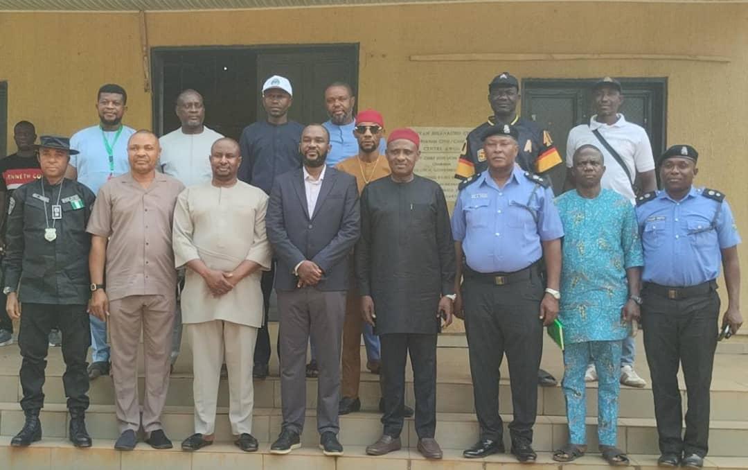 UchennaJOkolo's tweet photo. In response to the rising security challenges in our communities, we have officially launched the Awgu Forest Guard, a specialized security team dedicated to protecting our people, farmlands, and forests in line with the vision of @PNMbah
#OneDayOneProject
#TomorrowIsHere https://t.co/gkwI0jzwuY