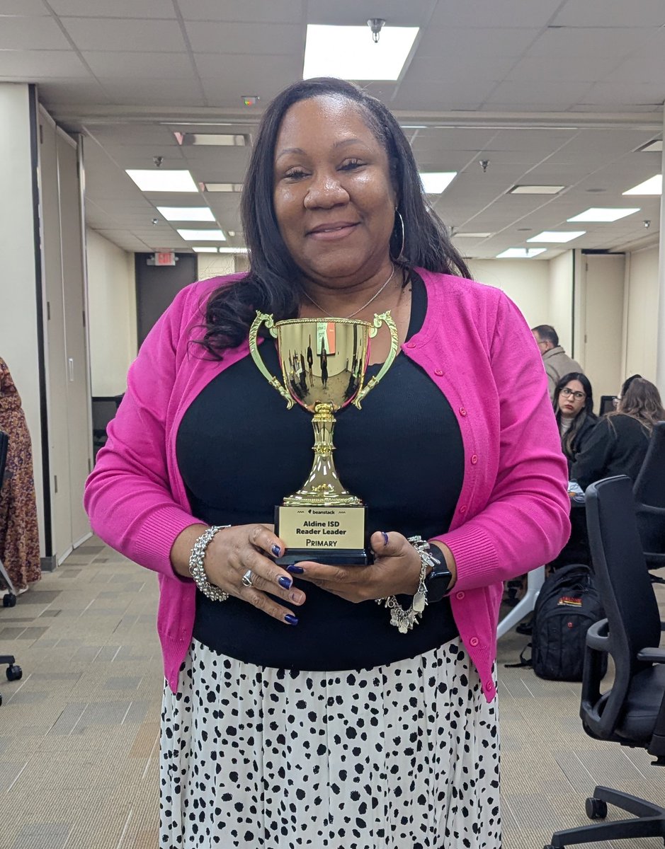 aldinelibraries's tweet photo. 📚🏆 Reading Champions! 📚🏆
Huge congrats to @KujawaPKK_LMC who is setting the pace for our EC/PreK/K schools in  @drgoffney Million Minute Reading Challenge.  They are reading up a storm and are our Reader Leaders for the month of January!  #AldineImpact https://t.co/oCDJds19jf