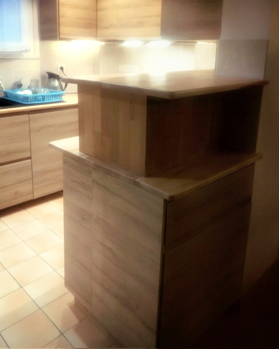 JMB_Construc's tweet photo. Rénovation d'une cuisine à Saint-Ouen-l'Aumône. Janvier 2022. 

#JMBConstruction #bâtiment #maçonnerie #rénovation #cuisine #plomberie #carrelage #peintreenbâtiment #saintouenlaumone https://t.co/CV808qOuDk