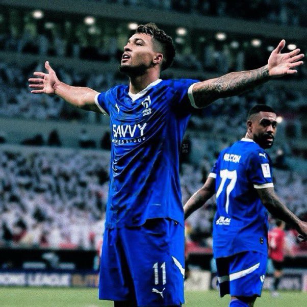 تشجع #الهلال حط نقطه ورتويت وراح نتابعك كلنا 
يالله ندعم بعض نبي نوصل ل اكثر عدد🫶🏻💙🤍