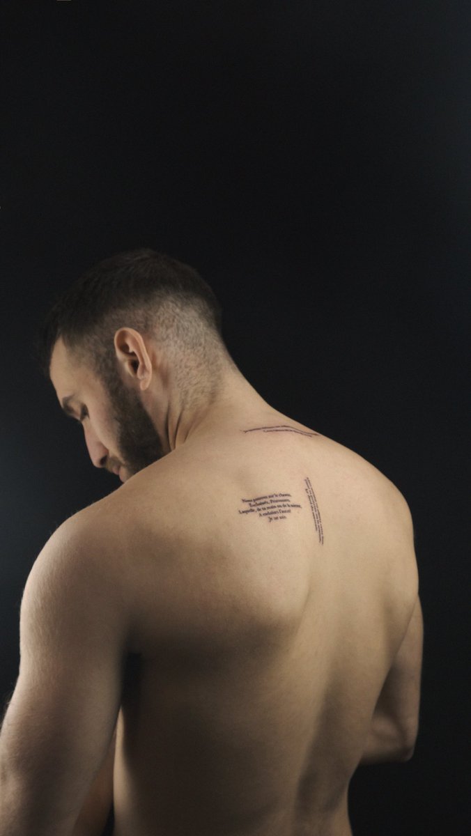 clementgrobotek's tweet photo. Words and poems, from Mahmoud Darwich and Genet. 
Tattooed and shoot by me 🤍 https://t.co/SWVc9CkAYx