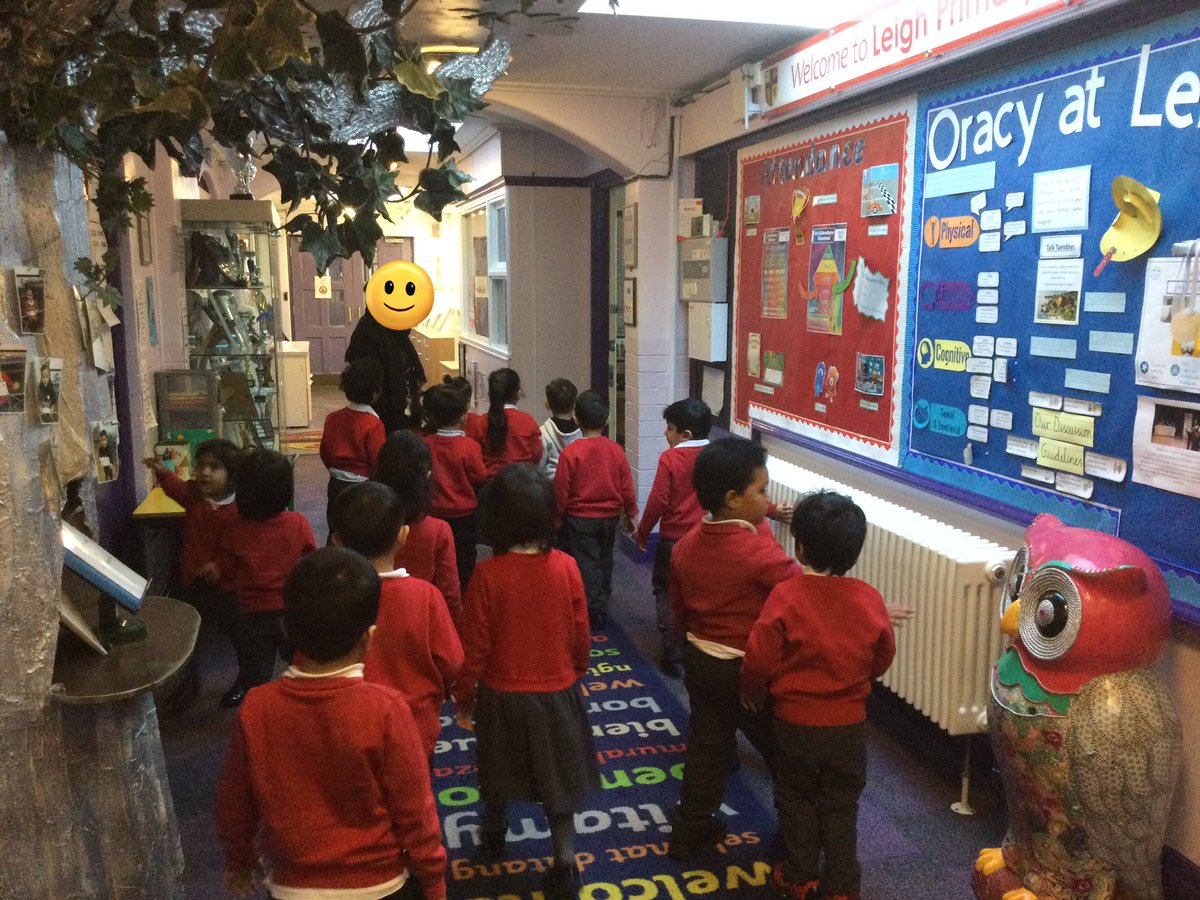 LeighPrimary's tweet image. Nursery children were very excited this morning to go to big school. They had a wonderful walk around the school and talked about all the things they could see. @voice21oracy #oracy #learningwalk #PSED #makingmemories