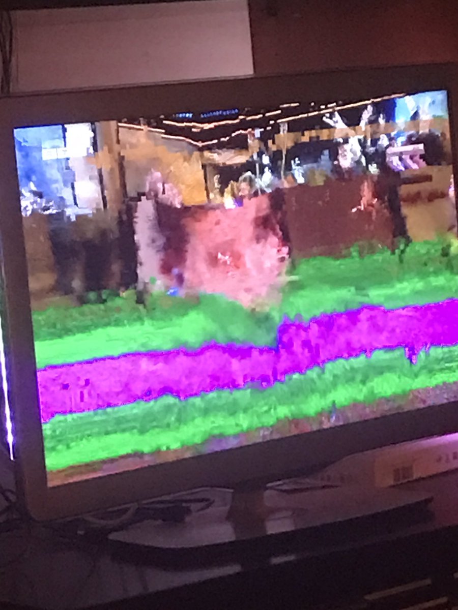 LinkedMans's tweet photo. @ZiggoWebcare het is weer eens Kwalitatief Uitermate Teleurstellend op 4 èn 5 vanavond….. https://t.co/U7zBqi08OD