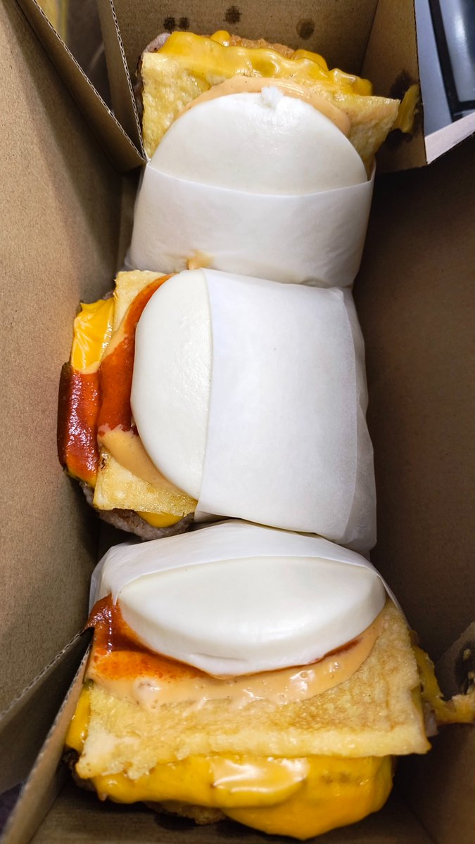 W2Week's tweet image. Wow! 

Pablo Eggsgobao, these breakfast bao's with extra hash browns were a fantastic start to our day in the office!

We will definitely be back 😁

#foodie #week2week #office #localbusiness #breakfast #fyp