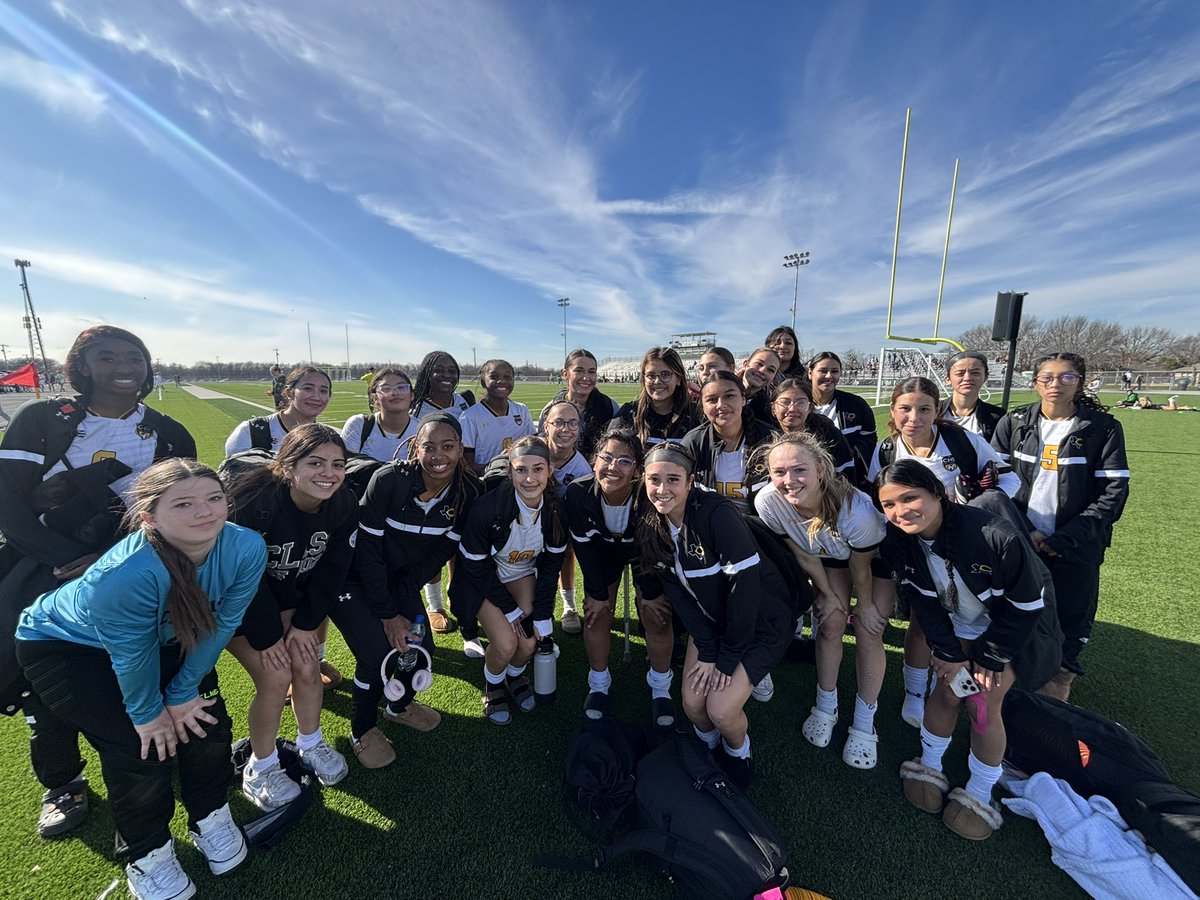 CHSsoccerLP's tweet photo. Great way to start our tournament with a 5-2 victory⚽️#ladypirates #win https://t.co/9qMCjXbZTD