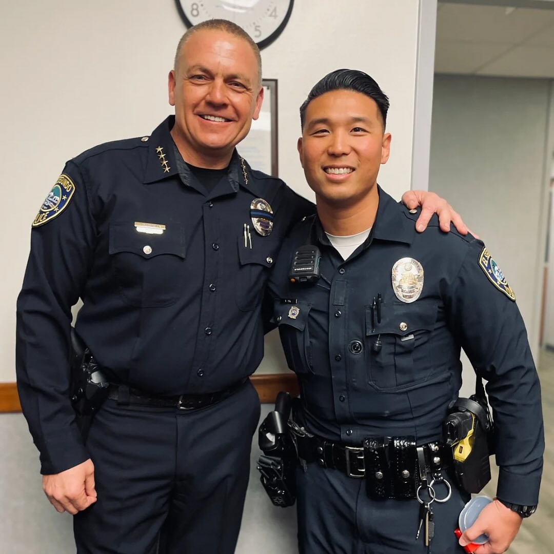 elsegundocity's tweet image. Please join us in congratulating Officer Nojin Park on successfully completing his probationary period as an El Segundo Police Officer!

If you are interested in being a part of El Segundo Police Department family, visit joinespd.com.

#espd #joinespd #elsegundo