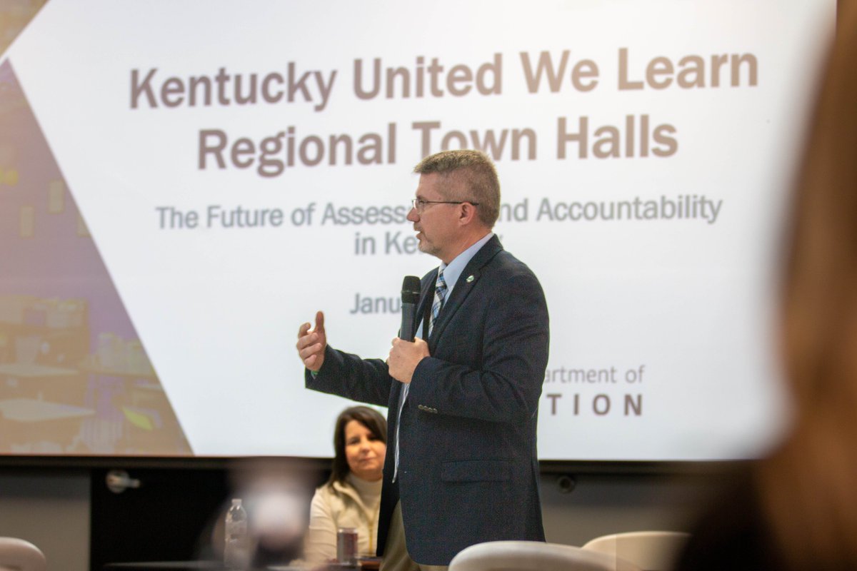 theHoller tweet media