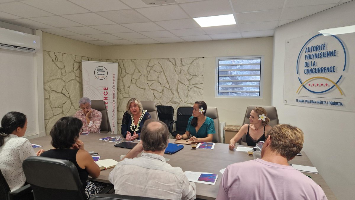 APC689's tweet photo. ✨Rencontre avec Me Nathalie Jalabert-Doury

L’ensemble de l’équipe et des membres du collège de l’APC remercie chaleureusement Me Jalabert-Doury pour les échanges privilégiés dont ils ont bénéficié sur le thème des Ententes et Intelligence Artificielle. https://t.co/H8l3UYakL0
