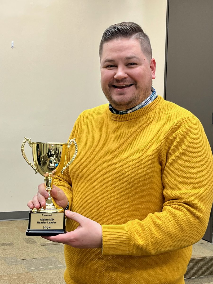 📚🏆 Reading Champions! 📚🏆 
Our High School's are in on the action of <a href="/drgoffney/">Dr. LaTonya M. Goffney</a> Million Minute Reading Challenge and one has risen to the top! At the end of the first month we are celebrating <a href="/Davis9_AISD/">Davis 9 IB - Aldine ISD</a> for being the Reader Leaders that they are! #AldineImpact