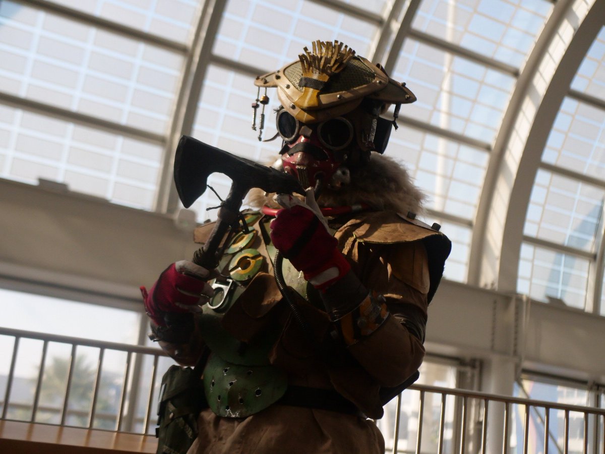 "ι ωιℓℓ ѕнє∂ вℓóð αη∂ нσησя тнє αℓℓƒαтнєя." 🪶🐾
<a href="/PlayApex/">Apex Legends</a> <a href="/Respawn/">Respawn</a>
#bloodhound #bloodhoundcosplay #apexlegends #cosplayer #apexlegendscosplayer