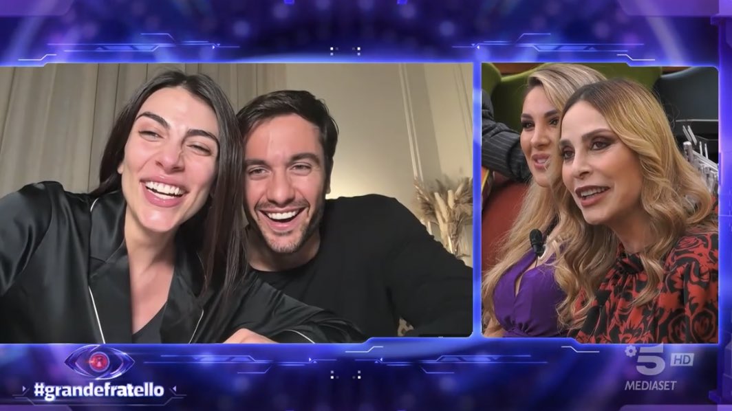 tvstellare's tweet photo. Mi è entrato un GF VIP 5 in un occhio. #GrandeFratello https://t.co/OHaxeeBCCJ