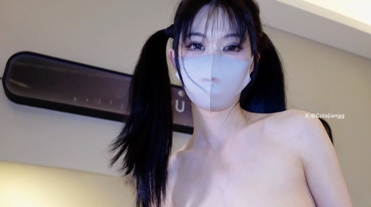 Cola酱 姐姐的全部作品🔞  👉 Tx003.Tv

🌺姐姐的皮肤好吗？
<a href="/Colajiangg/">Cola酱</a>
<a href="/Colajiang_/">Cola酱</a>
#丝袜 #空姐 #美腿 #玉足 #制服 #3p #换妻 #Cola酱
点赞并转推后私信领取神秘奖励哦！欢迎白嫖！
🌺
姐姐的全部作品🔞 👉 Tx003.Tv