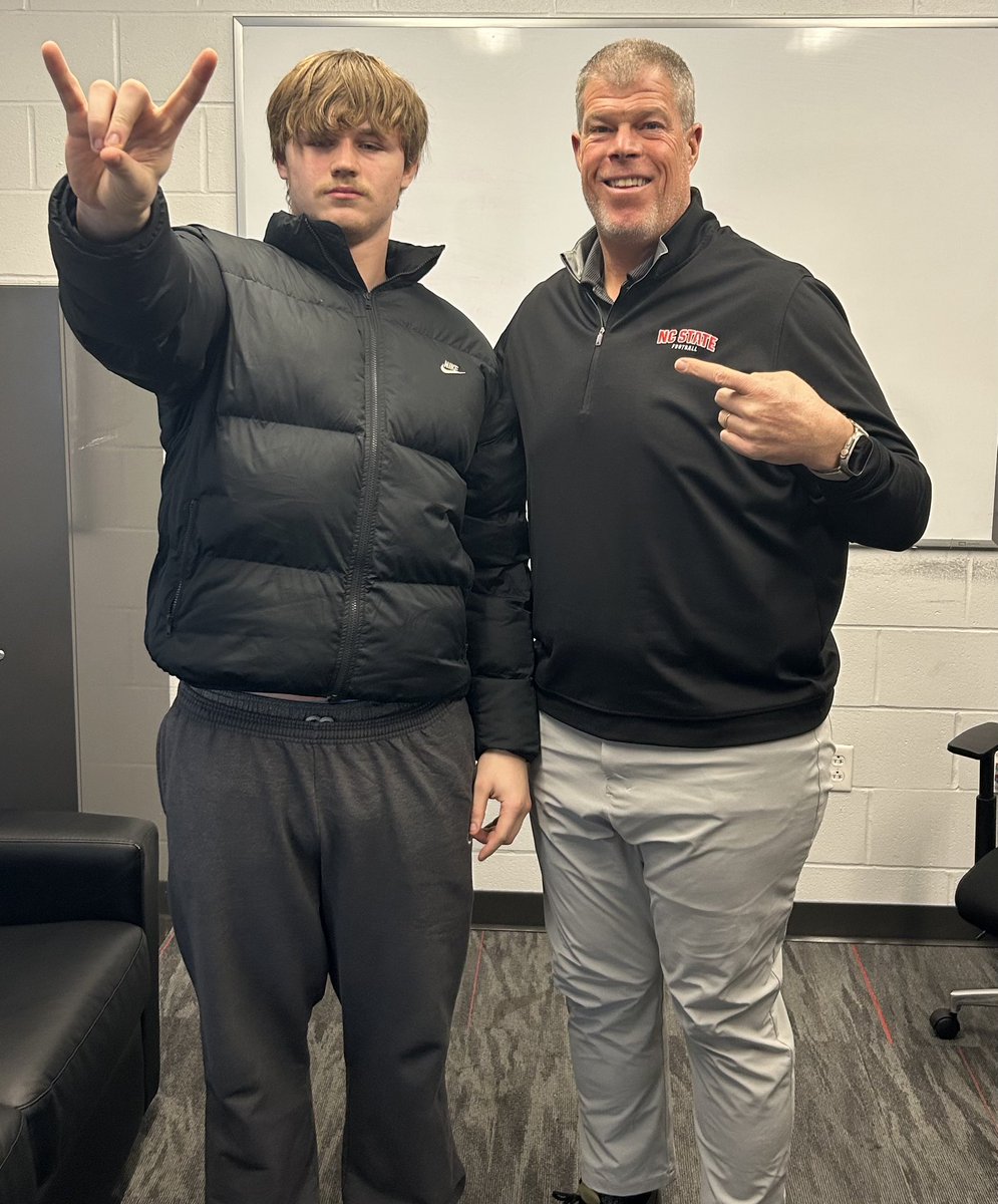 LoganHayes29962's tweet photo. Thank you @Coach2J for taking the time to talk with me! https://t.co/897gQIRqt7