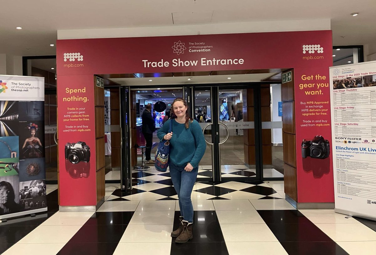 EmmaSeaney's tweet photo. Spent today at the society of photographers trade show in London. Lots of interesting talks on the photographic industry and some stands with new gear, etc https://t.co/qynTRrrwKy