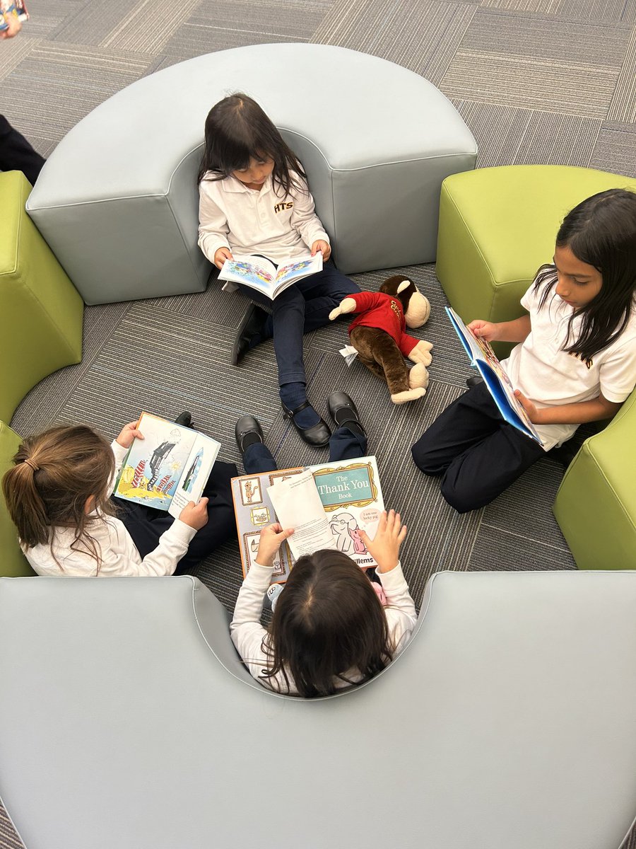 Library time with our grade 1 friends <a href="/HTS_Mrschan/">Eunice Chan</a>