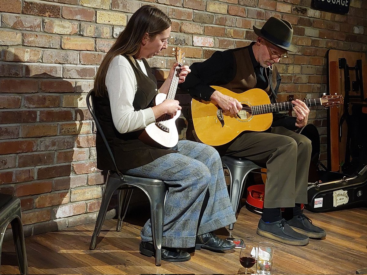 IslingtonFolk's tweet photo. Is this a better photo? https://t.co/MeY7dZeBeQ