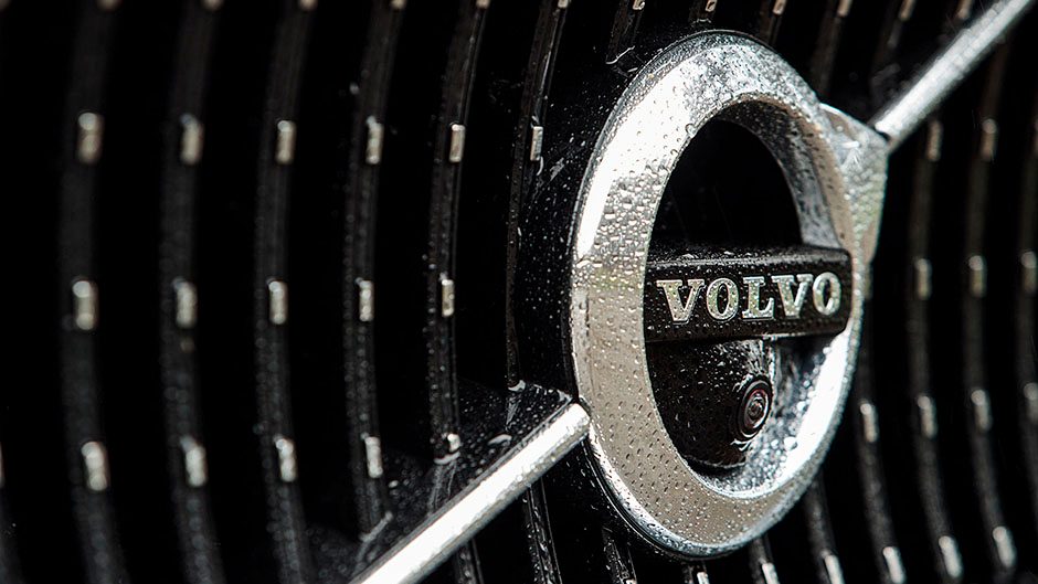 leoch_us's tweet photo. LEOCH® is honored to receive the prestigious Volvo Quality Excellence (VQE) Award! This achievement underscores our unwavering commitment to delivering top-quality batteries and reliable global support for Volvo Group’s diverse automotive needs.   https://t.co/m4k3Cu22bv https://t.co/psDIv6EzaU