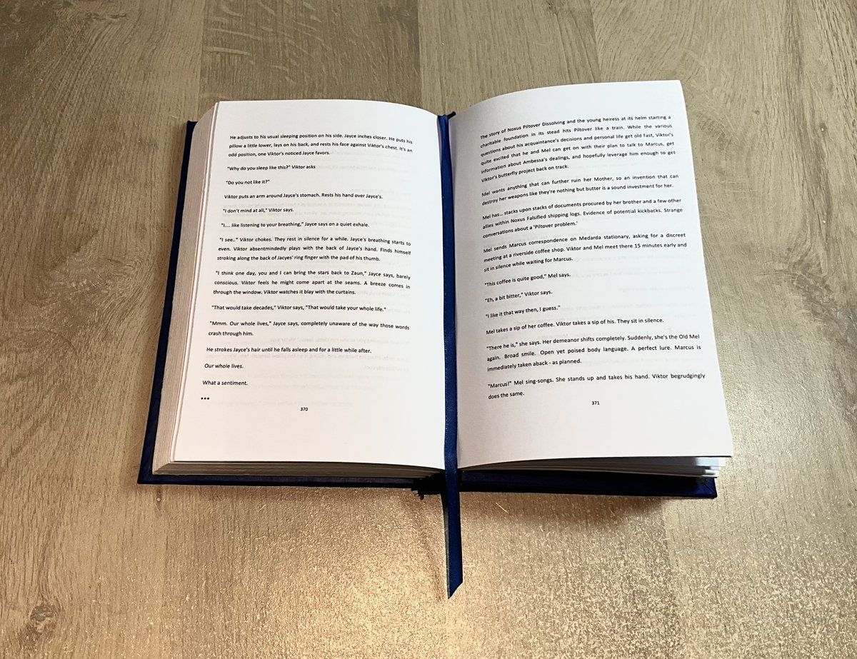 Natrishy's tweet photo. I finished my copy of @lesbianherald ’s Coming home (but not to you)!
I’m so happy how it turned out! Feels like an Arcane prop irl https://t.co/Qo0NpDWHuW