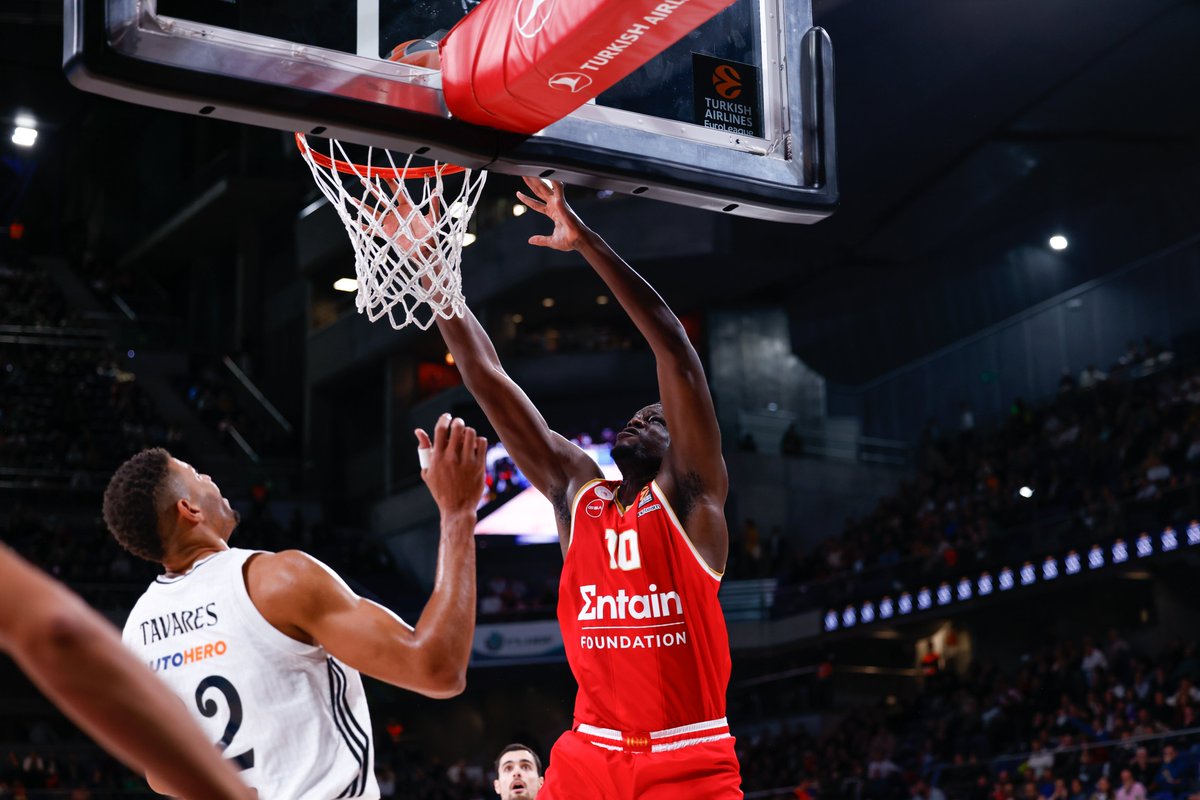 Olympiacos_BC's tweet photo. Mission accomplished: Two wins on the road! 💪🔥

📸 #Euroleague, Round 22: #RMBOLY
#OlympiacosBC #WeAreOlympiacos #TogetherWeFight