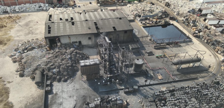 MXReferencia's tweet photo. #Nacional
La Procuraduría Federal de Protección al Ambiente (@PROFEPA_Mx) impuso una multa por 14 millones 990 mil 430 pesos a la empresa Sistemas Integrales en el Manejo de Residuos Industriales (#SIMARI), ubicada en #TepejiDelRío, al sur de #Hidalgo. Además, ordenó la clausura total definitiva del establecimiento, debido a irregularidades presentadas en el almacenamiento, manejo y tratamiento inadecuado de residuos peligrosos industriales y biológico-infecciosos.