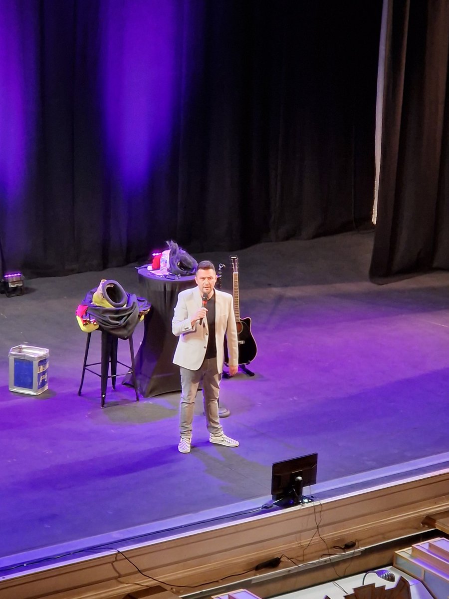 Matthew Gormley (@matthewpgormley) on Twitter photo My first time seeing <a href="/realbennickless/">Ben Nickless</a> do his thing out of character and he was brilliant
Smashed his warm up set <a href="/JasonManford/">Jason Manford</a> <a href="/StockportPlaza1/">StockportPlaza</a> My first time seeing <a href="/realbennickless/">Ben Nickless</a> do his thing out of character and he was brilliant
Smashed his warm up set <a href="/JasonManford/">Jason Manford</a> <a href="/StockportPlaza1/">StockportPlaza</a>