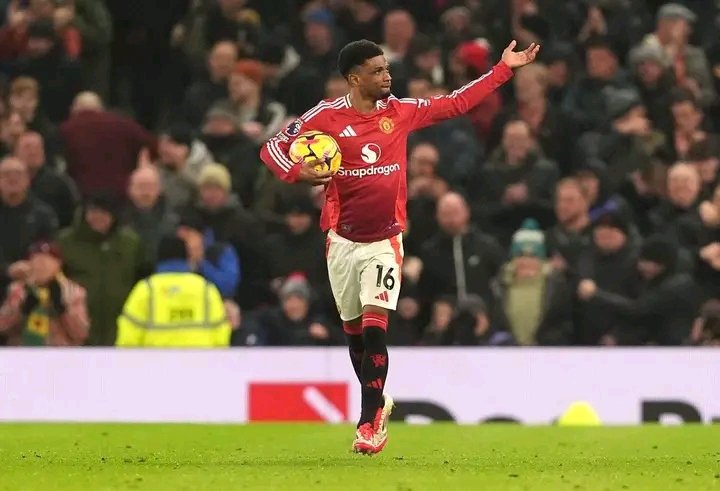 macdonald_tumbo's tweet photo. No @ManUtd  fan will skip this post 
Drop a heart for @Amaddiallo_19 

#mnusou #amad https://t.co/RfTN8UYwzK