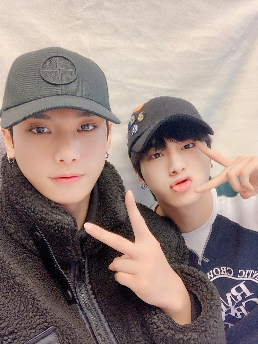 SOY296's tweet photo. 230117 TAN_official
[#TAiry]

즐거웠어요 소다 🐻🐱
앞으로도 무인도 커플에게
많은 사랑과 관심 부탁드립니다 ❤

#티에이엔 #TAN #재준 #지성 https://t.co/5oqjqfCt9n