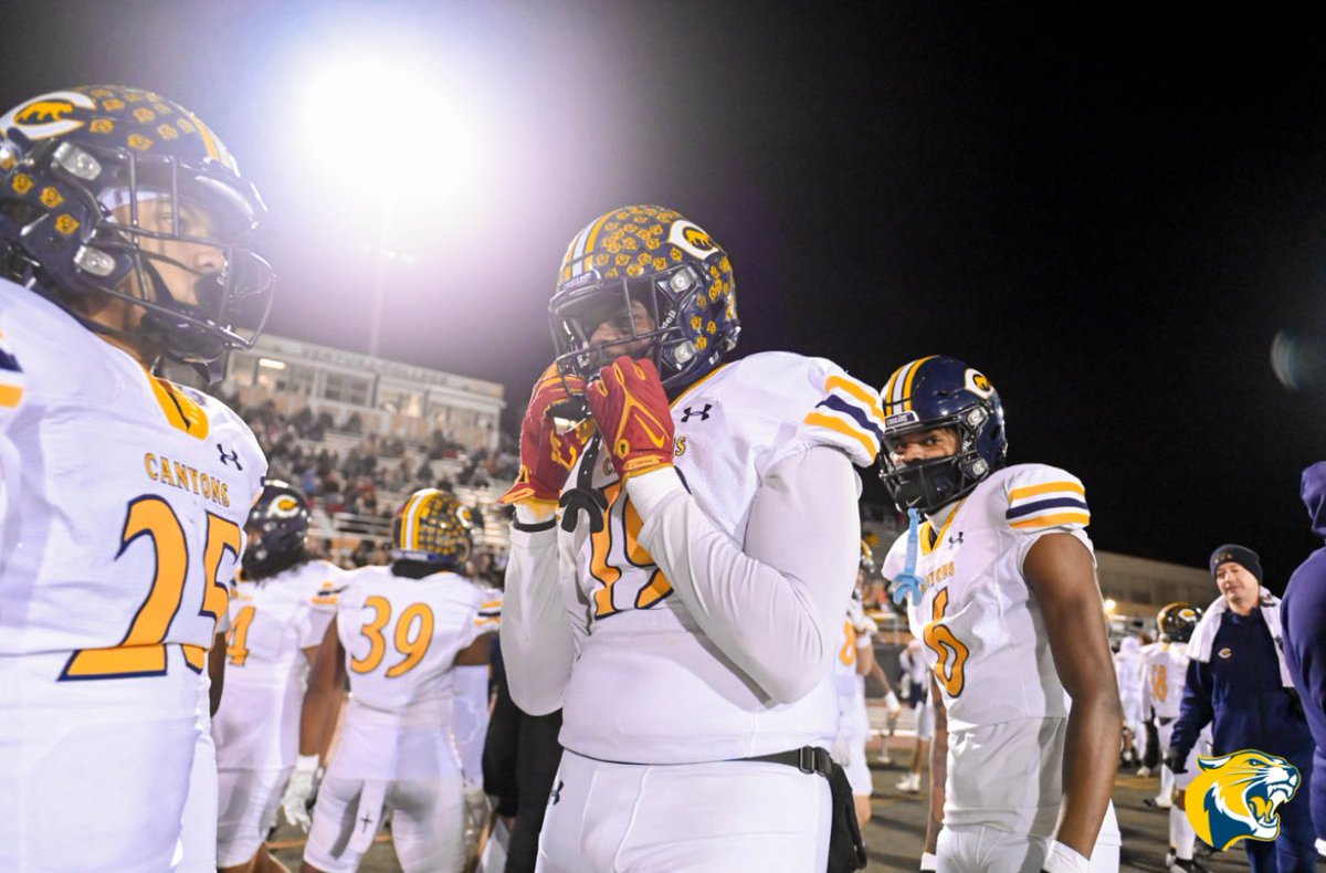KingRodricc9's tweet photo. Still Looking For a home 

https://t.co/PCp8VwKirn
@cocfb @CoachKellyCOC @CoachSethAdam3 @CoachICOC @DCorbet55 @Reno818 https://t.co/JfXl6gWeUv