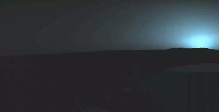 AmazAstro's tweet photo. The first sunset photographed on Mars by the Viking 1 lander in 1976, 49 years ago.
📷 NASA / JPL https://t.co/iIsD8vUx1O
