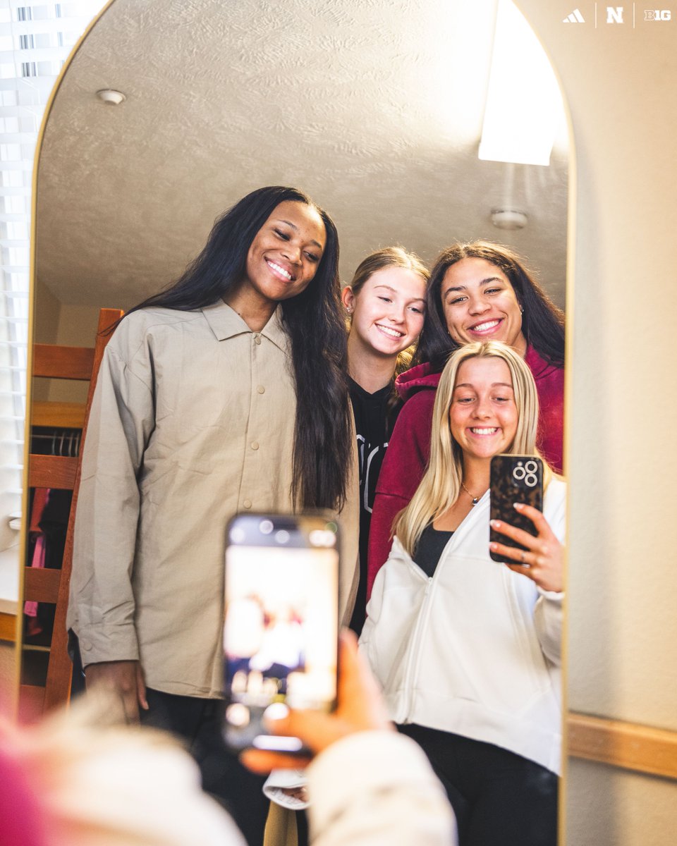 Nebraska Volleyball tweet media