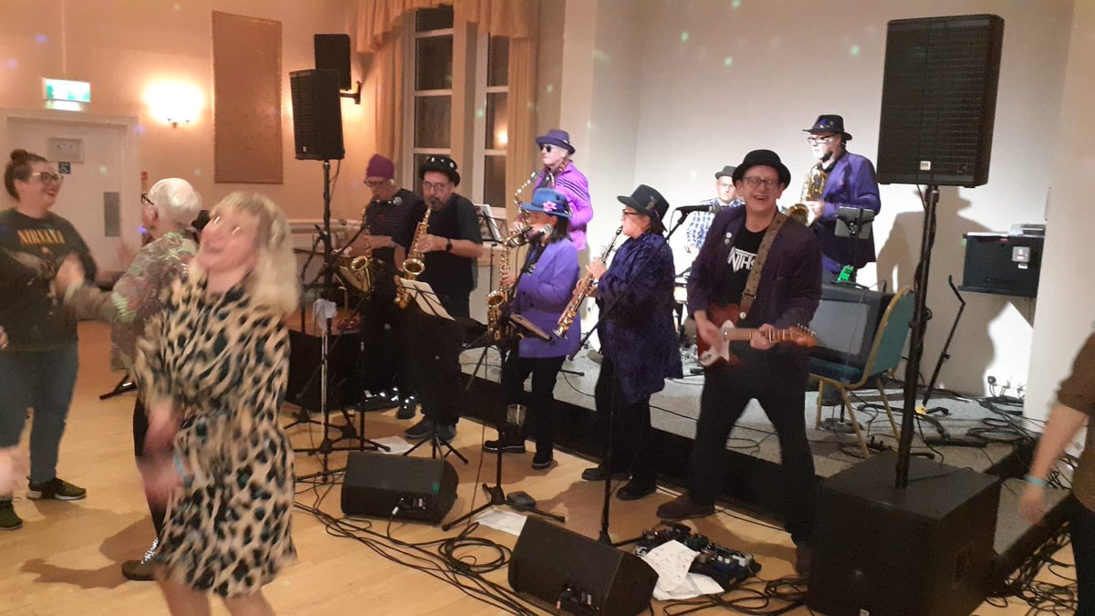 Richard Slater🌹 (@lbvpublisher) on Twitter photo Ska bangers and good times guaranteed at the Bees Knees, Colne this Saturday.
Come along! 🎷 🥁 🎹 🎤 🎸
<a href="/blowjangles/">Blowjangles</a> Ska bangers and good times guaranteed at the Bees Knees, Colne this Saturday.
Come along! 🎷 🥁 🎹 🎤 🎸
<a href="/blowjangles/">Blowjangles</a>
