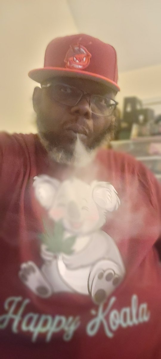 Dank1TheVandal's tweet photo. Hat: @DionicWorldwide "FireAnts"
Tshirt: @STONED_ERA "Happy Koala"
#FOTD #Dionic #StonedEra #NOSIDEPATCHGANG https://t.co/QXcFgtvZCi
