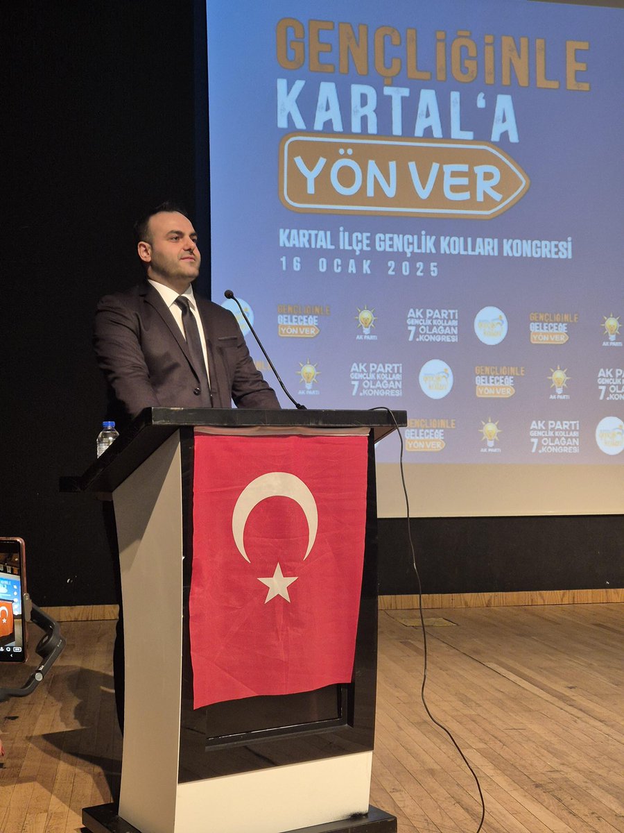 AK Gençlik İstanbul tweet media