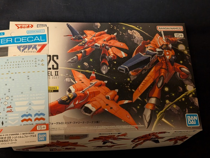 yuito_19961104's tweet photo. #ジークアクス
本日発売のバンダイ新製品、VF-22S(ミリア機)さっそく購入いたしました。
同日発売のガンプラ、ジークアクス、EGストライクルージュと同時購入となります。
まさか、マックス機よりミリア機が先に発売されるとは意外な順番ですね。
#マクロスモデラーズ
#VF22
#ガンプラ
#ガンダム https://t.co/vHZKiNAUc1