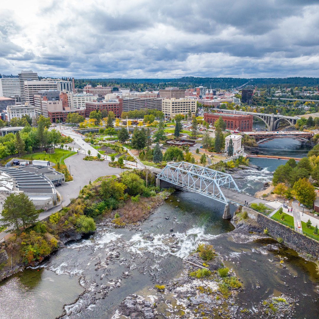 Marmots, a garbage-eating goat, and tamale waffles, Spokane's got it all 🐐 From skiing #MtSpokane to karaoke at <a href="/nynebar/">nYne Bar & Bistro</a>, there's no shortage of adventures waiting for you in this charming city. sipmagazine.com/48-hours-in-sp… <a href="/VisitSpokane/">VisitSpokane</a>

📷: Jason Hummel, Libby Kamrowski, Troy Walsh