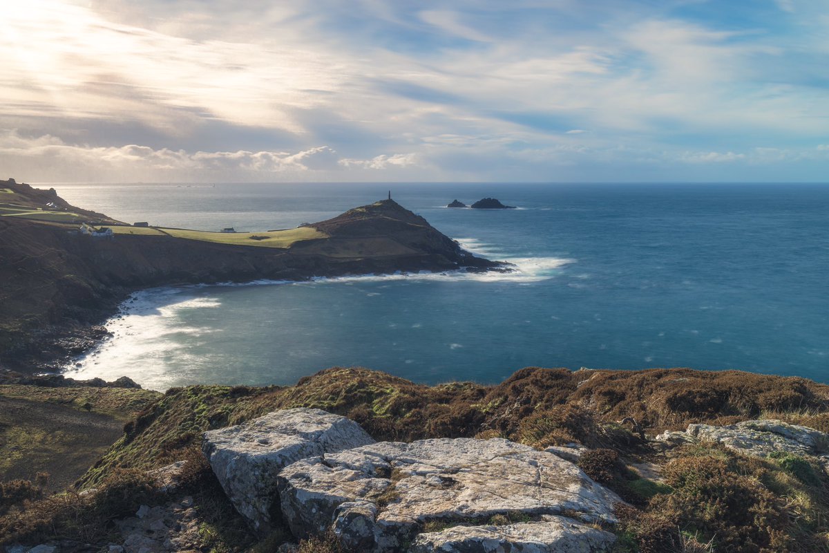 Cape Cornwall and the Brisons from the top of the Kenidjack Cliffs.
#cornwall #photography #seascapephotography
