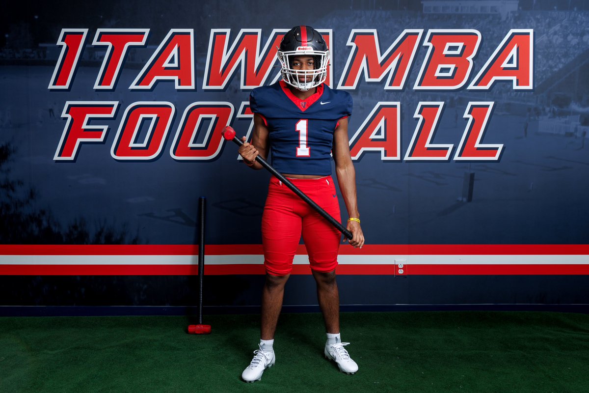LandonRich_'s tweet image. had a great visit at ICC! 💙❤️
warrior➡️indian?👀
@NorrisGoTobie @KMO41AMN @Coach_TMacon