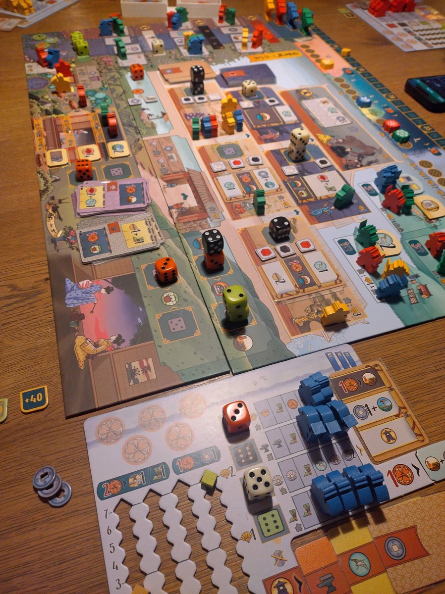 kuba_lib's tweet photo. #ČtvrtečníHraní #BoardGames #WhiteCastle #Matcha @devirgames  #TlamaGames https://t.co/DPDOfqSpuT