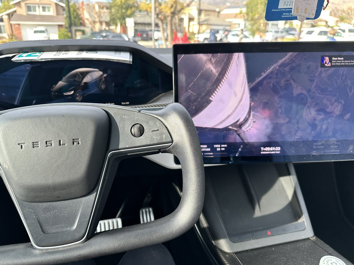 princesslol's tweet photo. Watching @SpaceX Starship from my @Tesla X. Go Starship and Go SpaceX! Reach for the stars @elonmusk https://t.co/zyHbmQh5ja
