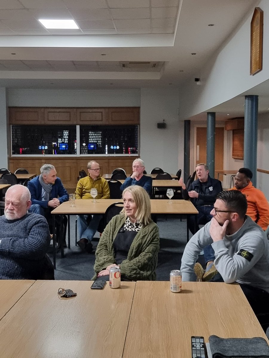 Wow! What an evening 🌇

Huge thank you to <a href="/BBCSport/">BBC Sport</a>’s Final Score presenter &amp; Cardiff City fan  <a href="/jasonmohammad/">Jason Mohammad</a> for coming to our monthly meeting this evening, it was an absolute pleasure to meet you, our members thoroughly enjoyed your presence!

We hope to see you again! ⚽️