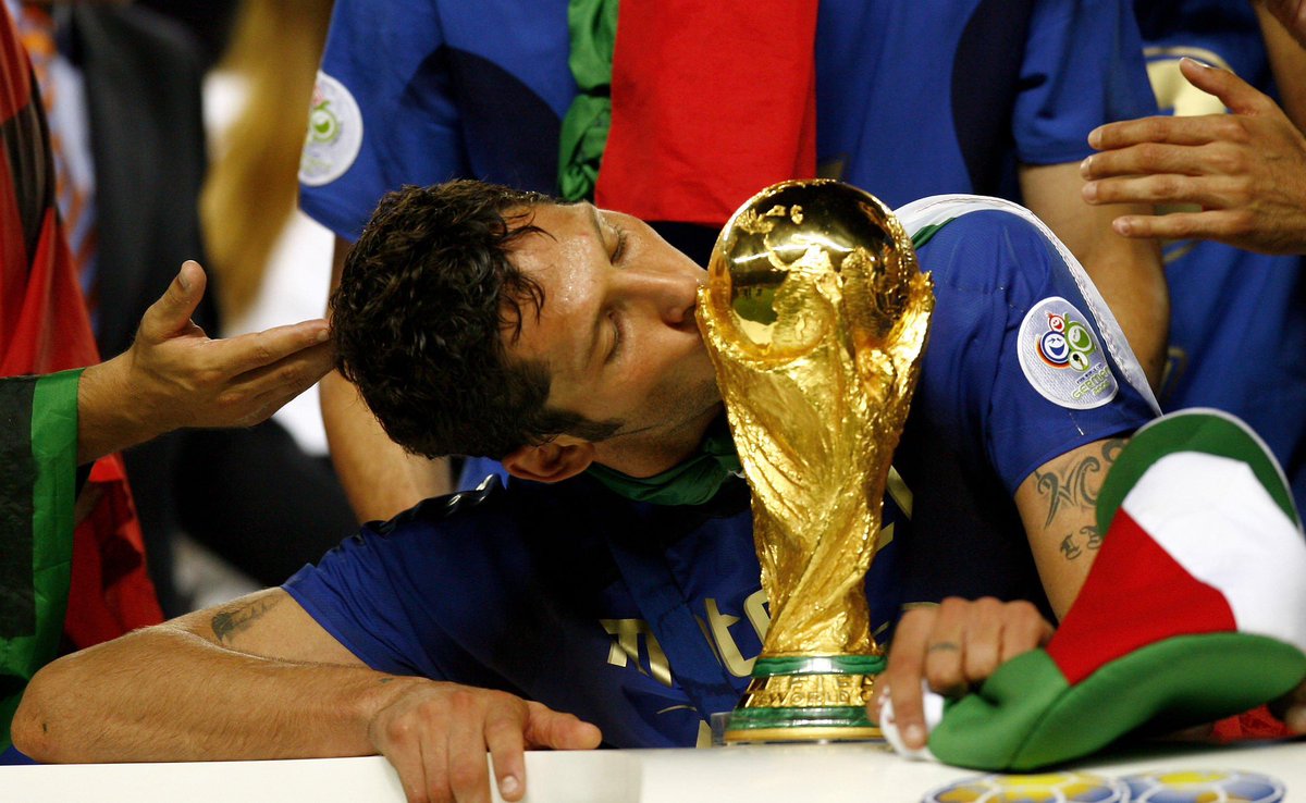 paolo_lor's tweet photo. @FIFAWorldCup 😍😍 https://t.co/1PxZcRO0rY