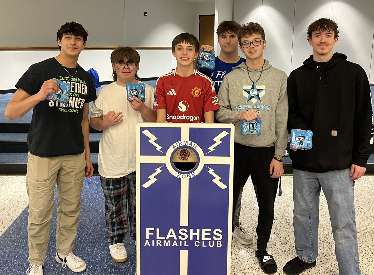 Flashes Airmail Club tweet media