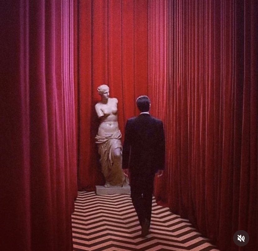 ktoprax's tweet photo. David Lynch 🖤🥀♾️ https://t.co/fUvvJOP9pg
