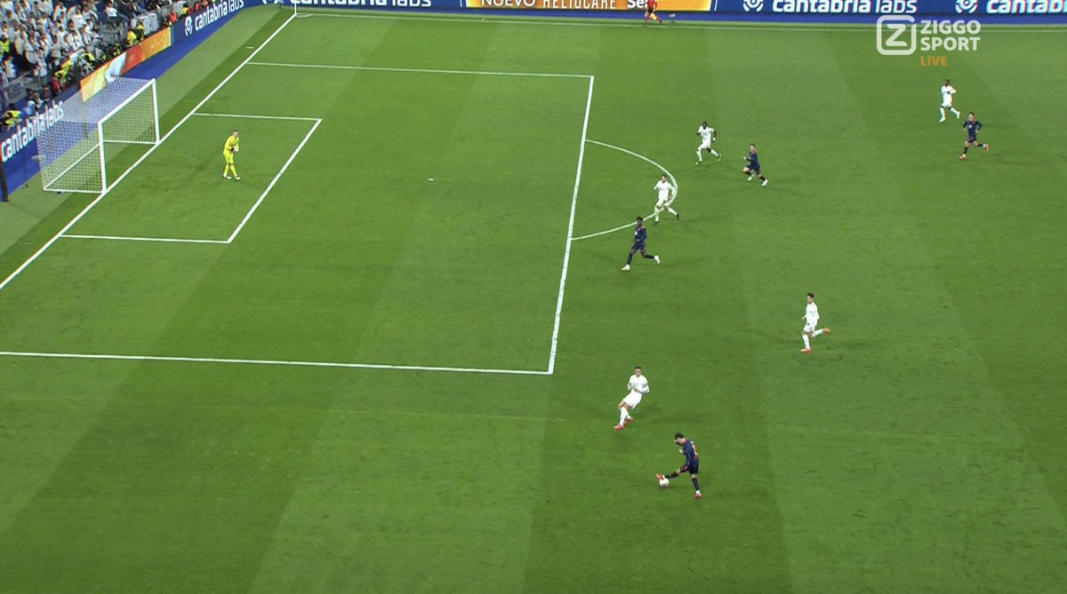 IvaanBlanco26's tweet image. Resumen del robo histórico al Celta esta noche:

- Penalti no pitado a Swedberg y 1-0 del Madrid.
- Roja perdonada a Endrick.
- Roja perdonada a Valverde.
- Penalti no pitado de Rudiger por mano.

ESCANDALOSO LO DE ESTA NOCHE EN EL BERNABÉU.