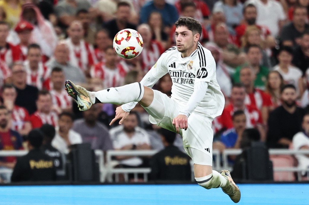 "Si no es GOLAZO, no cuenta".        

— Federico Santiago Valverde Dipetta, TODA LA VIDA.